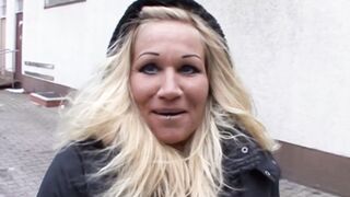 Deutsche Mutter von der Straße zum Sex überredet für Geld