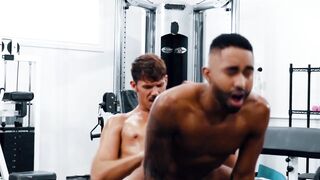 MaleNoir.com - Cocksucker Remy Cruze takes athletic white cock deep in his ass