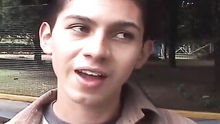 Dudes exchange blowjobs and sixty nine before anal fucking