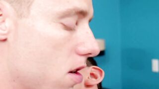 Gay jocks Justin Matthews and Jayden Smith kiss and raw fuck