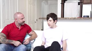 Twinks fingering with voyeur stepdad before pounding raw