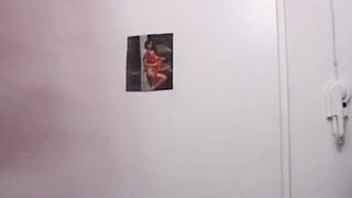 Amateur EU BBW masturbating her cunt inside groupsex