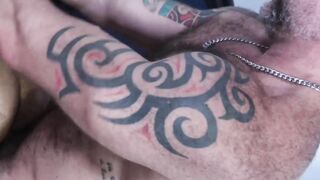 Beefy hairy lovers Justine Eros and Musclebear Montreal suck each others cock