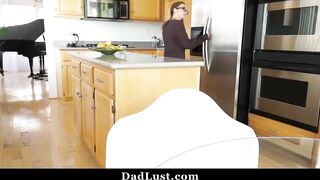 babe Step Daddy Has Bang With His Adorable Daughter