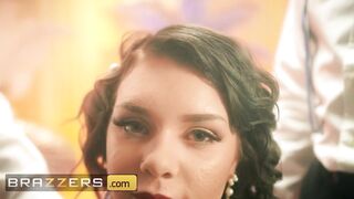 Brazzers - Mick Blue & Michael Stefano Banged! Gabbie Carter's Booty & Twat inside a Sexsual Three-Way
