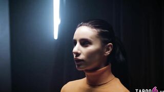 milf psychologist Nicky Thorne DPed with a long penis and a long vibrator