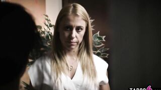 milf psychologist Nicky Thorne DPed with a long penis and a long vibrator