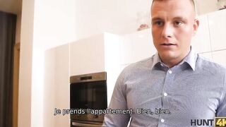 HUNT4K. Smart hunter seduces slender blonde