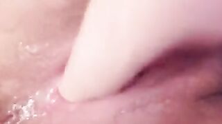 Orgasm with vibrator
