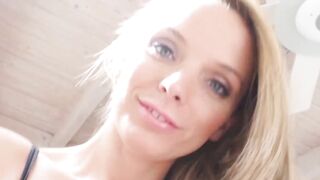 Babe stepmom Jane Doux riding hard after POV blowjob