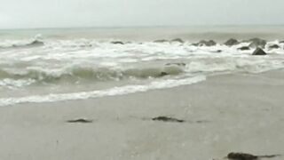 Soak Goddess gets screwed inside the water