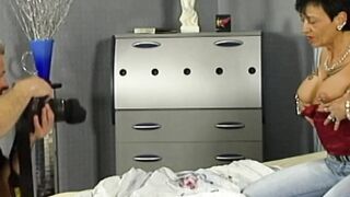 Pierced cougar gets arse screwed