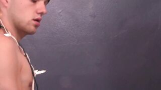 Charming dude Marcus Rivers will make us hard in seconds with his cock wanking skills