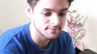 Attractive Maximiliano explodes gooey cum while getting rimmed
