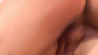 Beauty Bombshell gets titty creampie