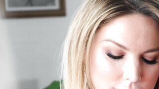 Lesbians Madison Missina and Jessie Lee Pierce scissoring