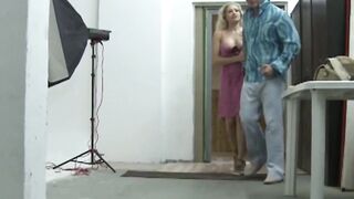 Tempting babes gets fucked into groupsex