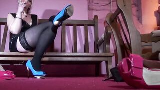 Bondage Hottie with heels blowing dick into sixty nine