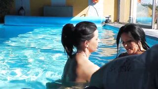 Lovers counselling; pool sex
