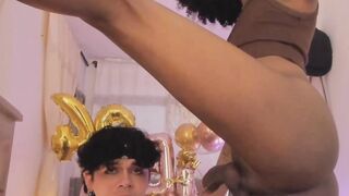 Ebony sissy trap fuck guy mouth