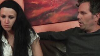 Amateur lovers fucking on the couch