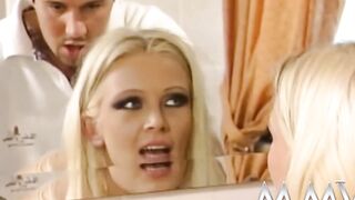 Irresistible blondie gets plowed well