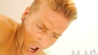 beauty blondie fucks into the restroom