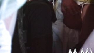 Old bitch blowing penis