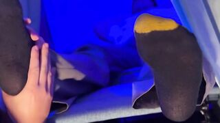 Handsome Shy got his feet worshiped and sucked by horny Dan Edwards