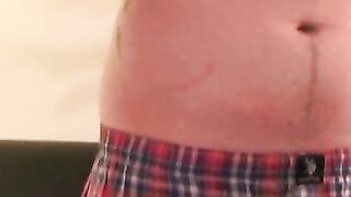 Inked middle aged amateur guy cums on a plate after jerking