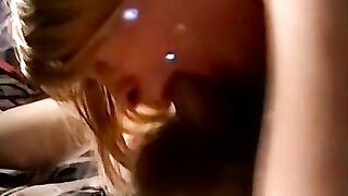 Amateur guy masturbates after chubby girl sucked him off