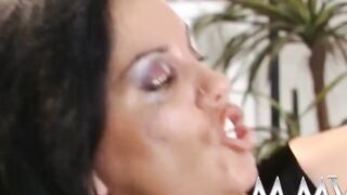 Dark Hair slut gets facialized