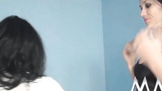 Nasty babes sharing a penis Skank two