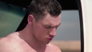 Jocks Alex Mecum and Fane Roberts stopped for mutual blowjob