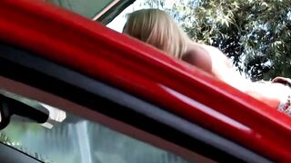 Blonde minx gets screwed outdoor