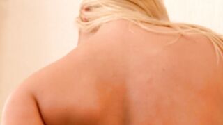 Oiled blonde Hottie gets toes and twat banged