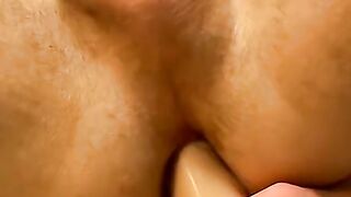 Gorgeous Devin Lee Scott slides a dildo into his hole and gets that load pumping