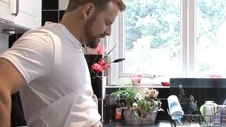 Cougar Tara Holiday gets a cummed from her stepson