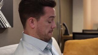 Keira Croft offer fan a real life cock rating inside his hotel