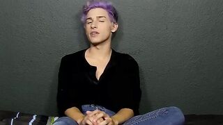 BoyObsession.com - Skyler Williams' very cute pretty boy toy play time with fun surpr