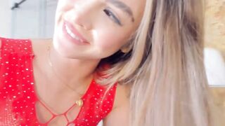 Pretty Blonde Fucks Her Tight Pink Pussy
