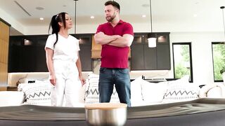 NURU STROKES - Hot Big Tit Jennifer White Knows How To Release Some Steam From Her Clients