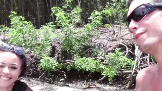 Petite latina teen outdoor quickie fuck