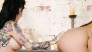 ALL SLUTS STROKES - babe Masseuse Gia Derza Give A Steamy Grind To Her Stepmom Joanna Angel