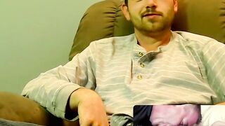 JoeSchmoeXXX.com - Amateur Joe's asshole gets spread wide by a huge hard cock