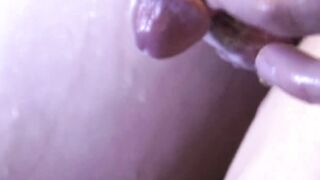 Straight dude Tony Thickdick shaves his cock and balls for us to witness