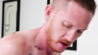 StepsonXXX.com - Redhead stepdad Brody Kayman banged gay twink Dakota Lovell
