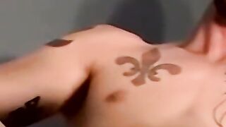 Amateur white dudes with tats love to jerk off together