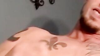 Amateur white dudes with tats love to jerk off together