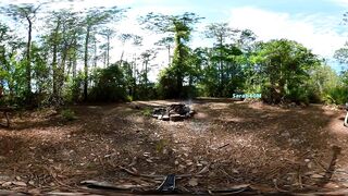 Campfire cunt with mouth (360 Spherical 2D)